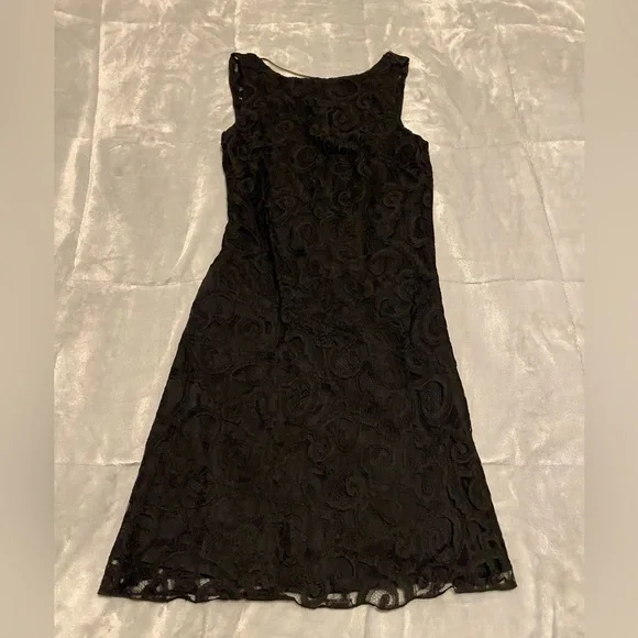 chinese dress ladies Gianni Versace Couture 1990s Lace Trimmed Mini Dress – Sweet Disorder  Vintage main image 1